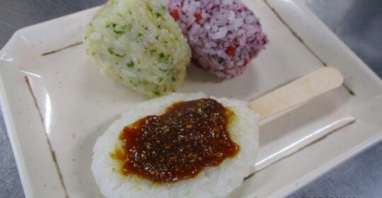 楽しい大東家の食卓(^^)…おにぎり🍙＆五平餅🍡バイキング♪